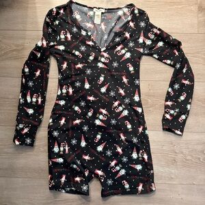 Festive Black Holiday long sleeve shorts Onesie